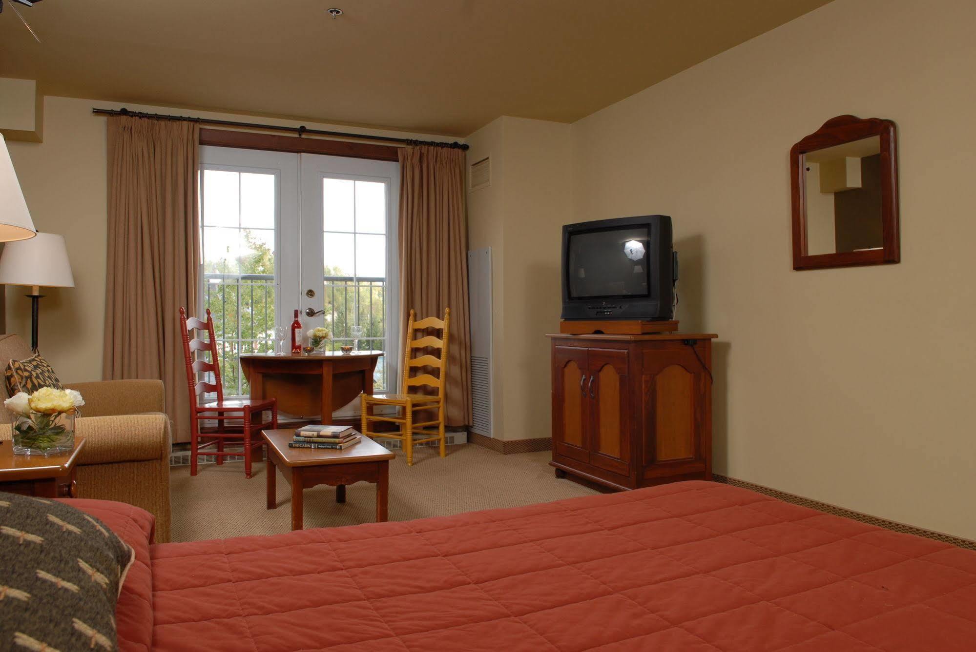 Tour Des Voyageurs Hotel Mont-Tremblant Exterior photo
