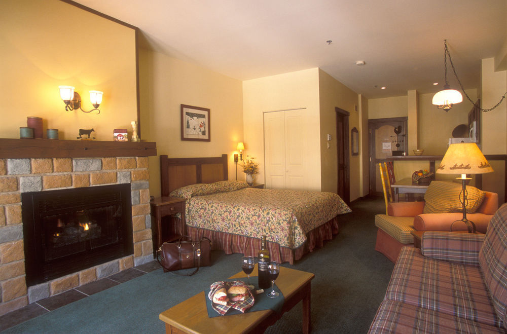 Tour Des Voyageurs Hotel Mont-Tremblant Exterior photo